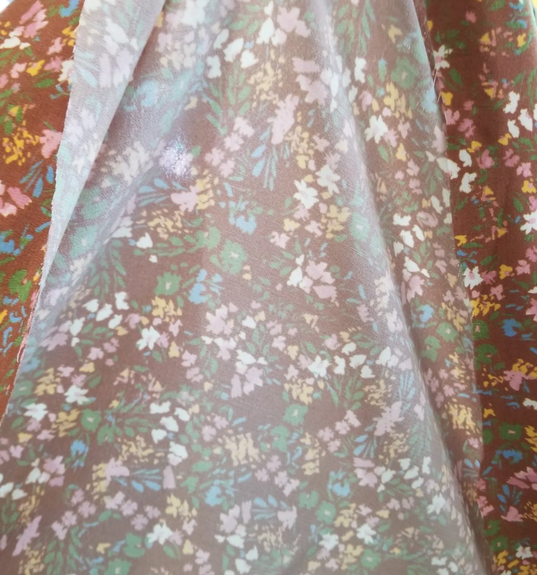 End of Bolt: 1-5/8th yards of Designer Deadstock Cottage Floral Rayon Crepe Woven- remnant