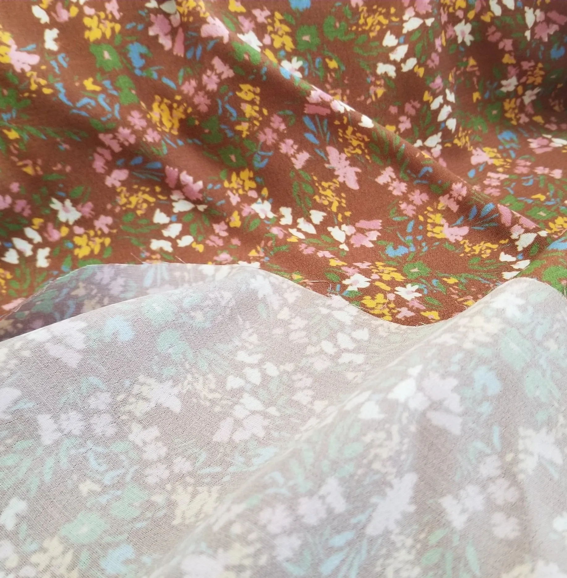 End of Bolt: 1-5/8th yards of Designer Deadstock Cottage Floral Rayon Crepe Woven- remnant