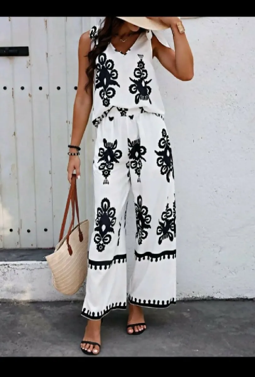 Fashion Beauty Style 7 Black & White 2 Pcs Set Boho Style Pants With Top