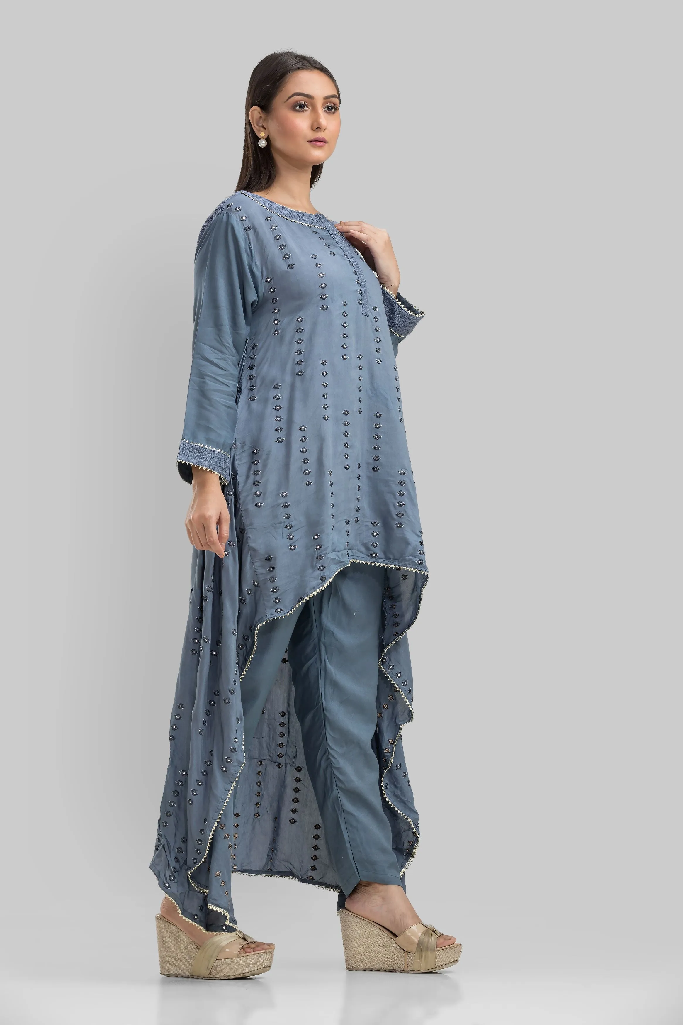 Grey Embroidered Muslin Silk Kurta Set