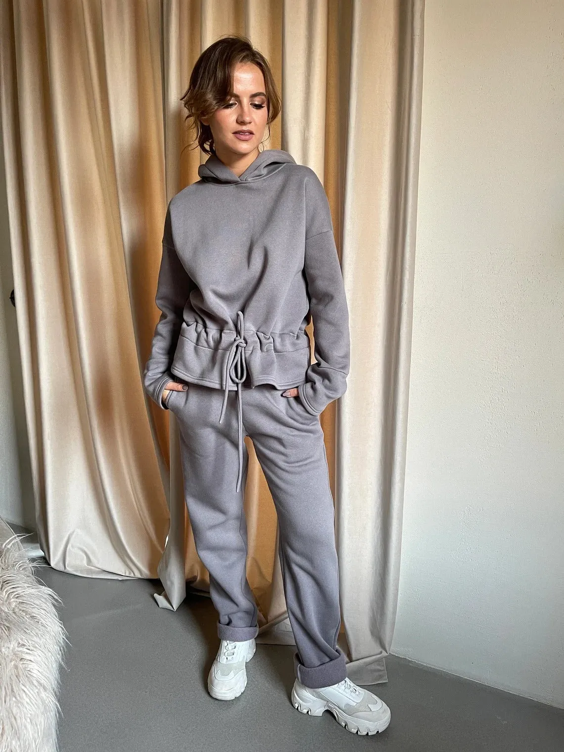 OVERSIZED HOODIE AND SWEATPANTS SET