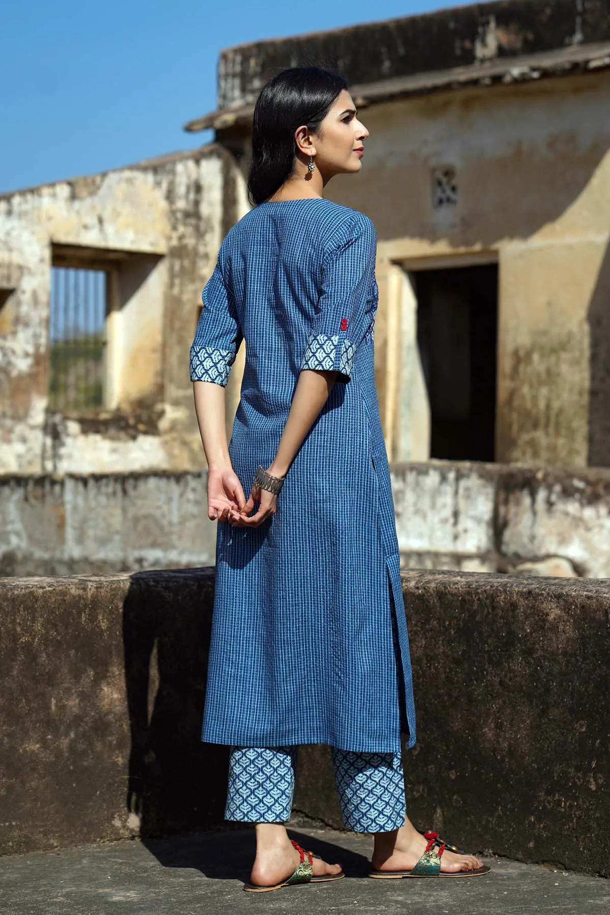 Straight Fit Kurta/Pant Set In Blue Kantha Fabric