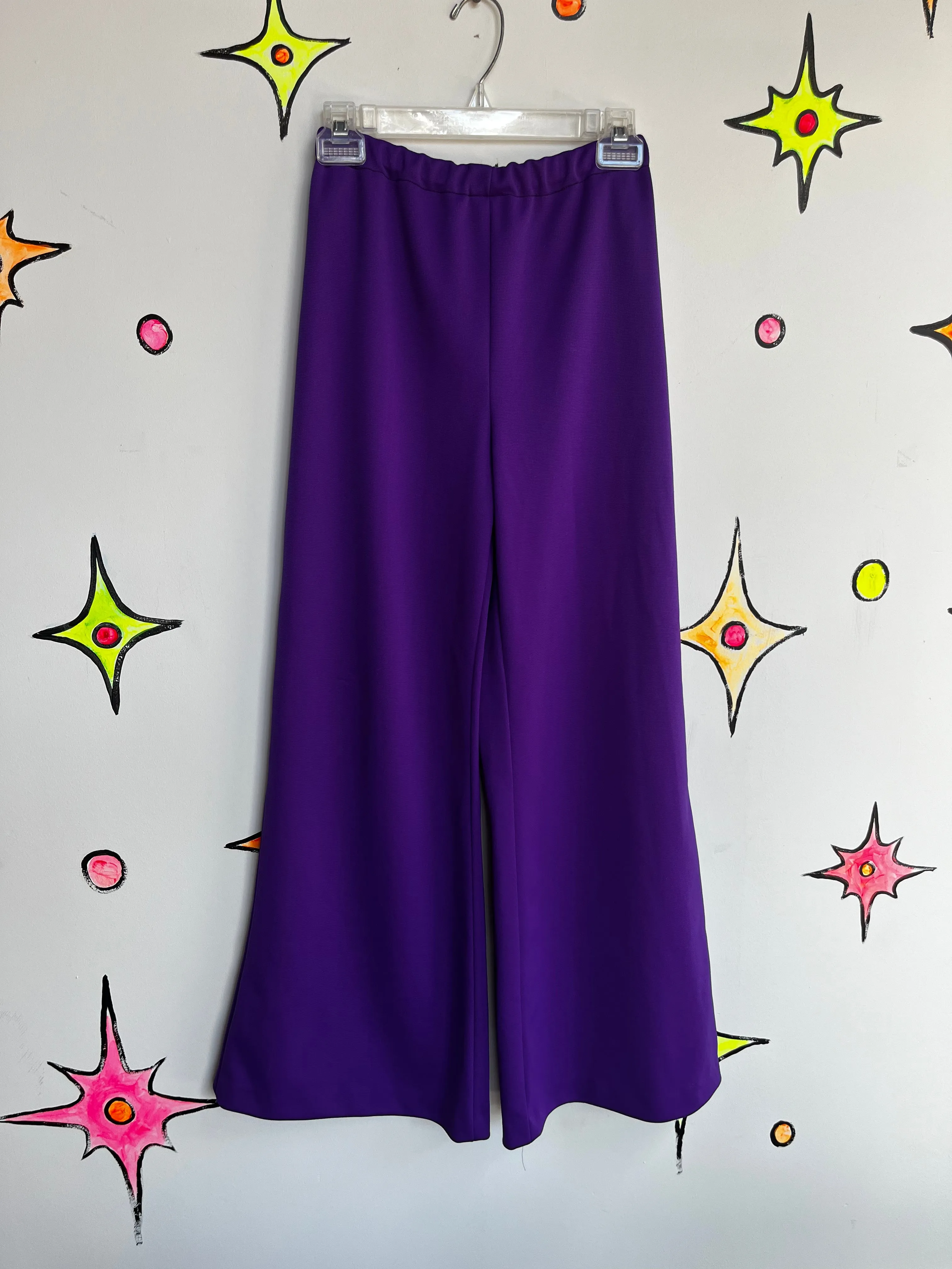 Vintage 1970s | Purple Groovy Disco Wide Leg Bellbottoms | S M L