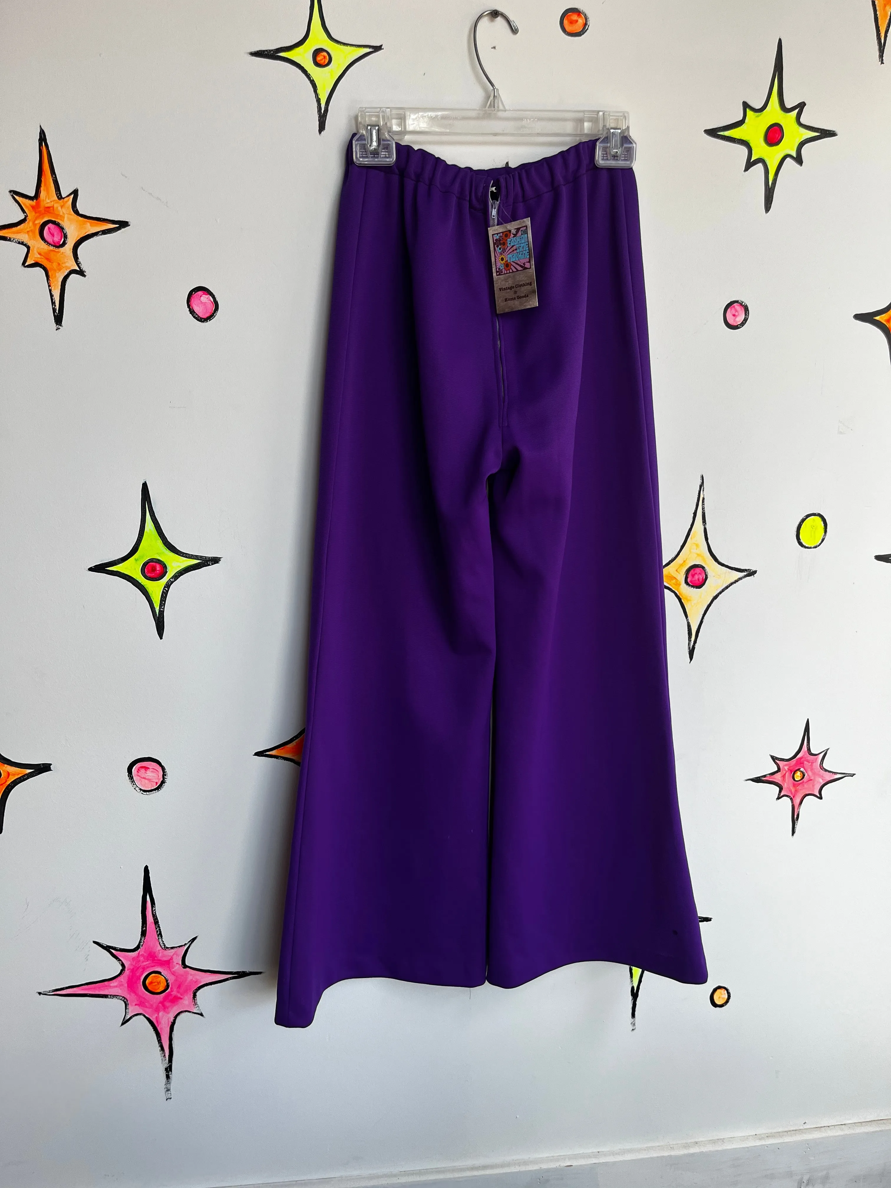 Vintage 1970s | Purple Groovy Disco Wide Leg Bellbottoms | S M L