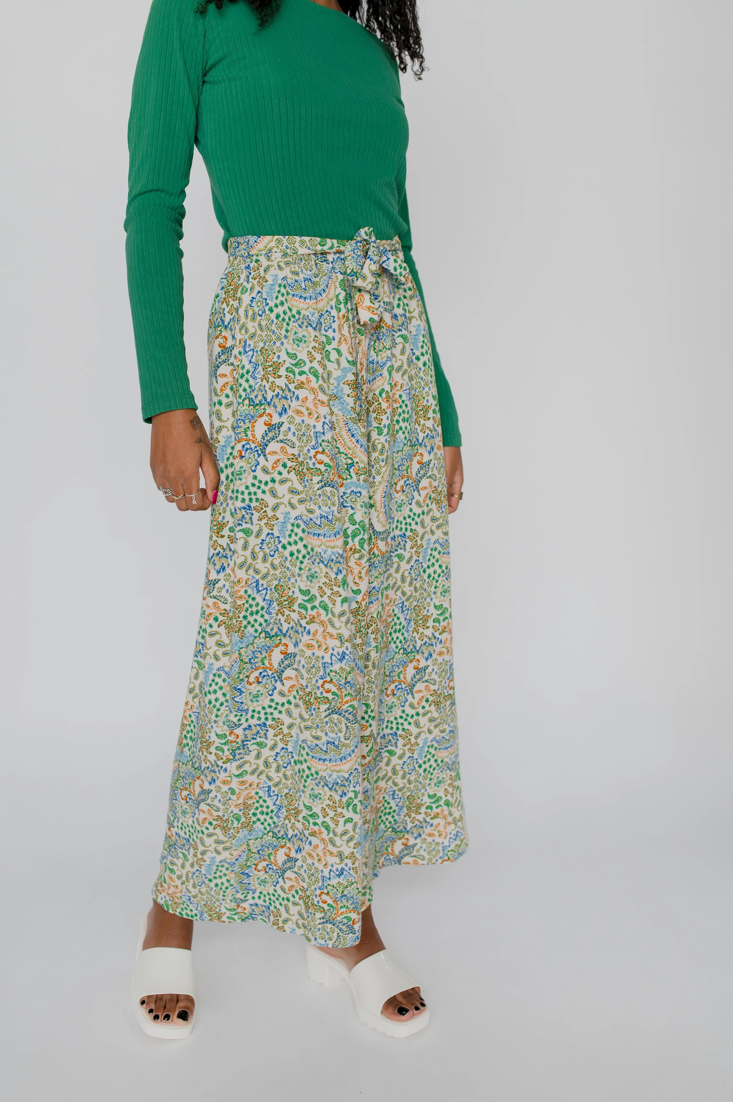 Wide leg trousers